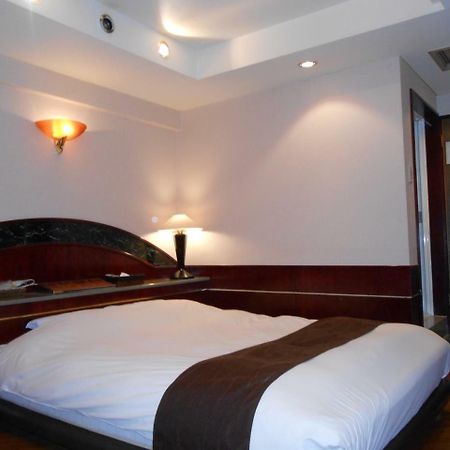Hotel Lumiere Gotenba (Adults Only) מראה חיצוני תמונה